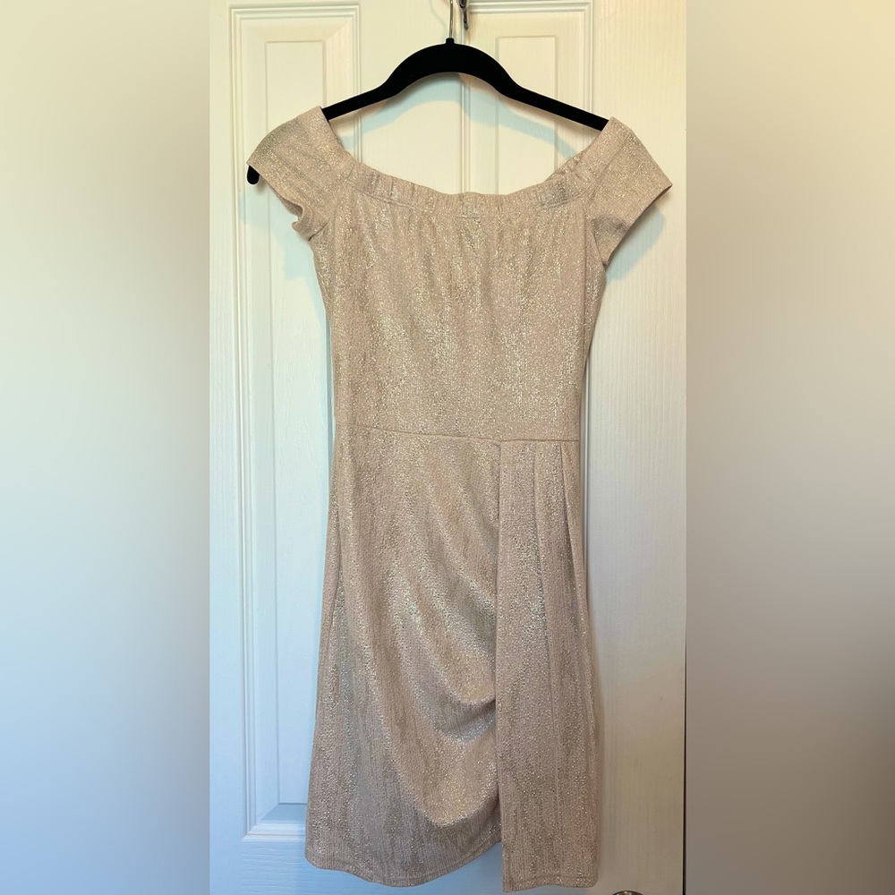 beige/gold shimmer dress ✨💛